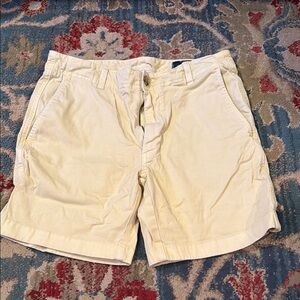 Vineyard Vines Men's Light Tan Shorts